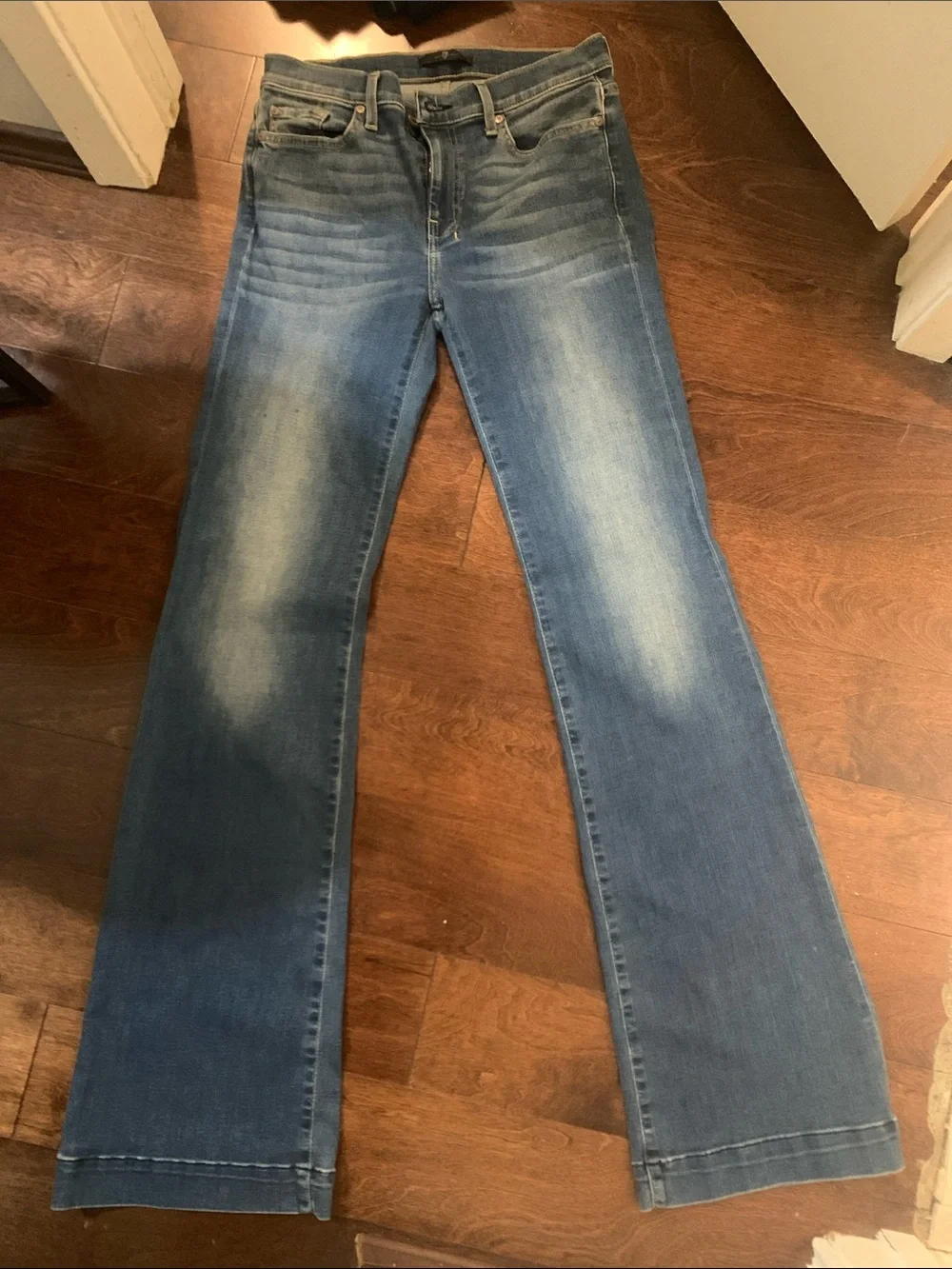 Women’s Blue Denim Jeans with Back Pocket Detail - Picture 2 of 2